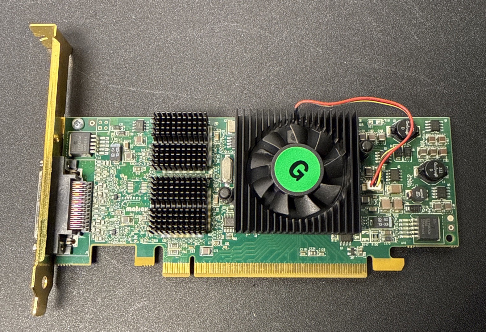 Matrox QID-E128LPAF QuadHead2Go PCIe x16 Graphics Video Card DVI Low Profile GPU