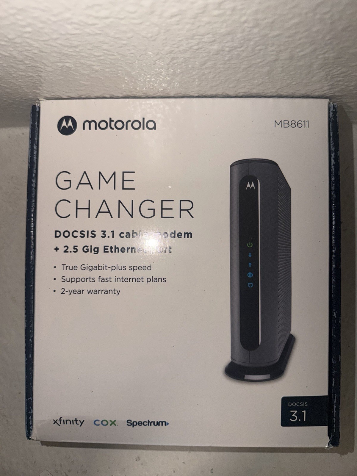 Motorola MB8611 DOCSIS 3.1 Cable Modem 2.5Gbps Ethernet
