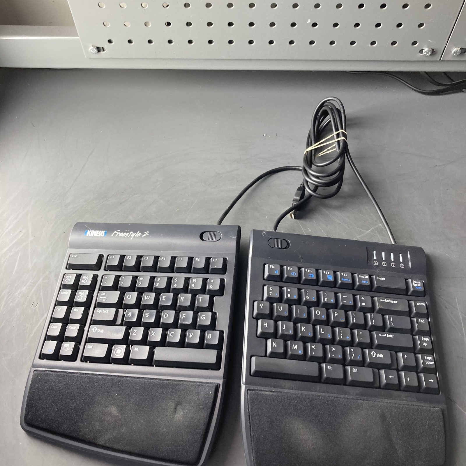 Kinesis Freestyle2 Ergonomic Split Keyboard PC 9" Separation USB Windows