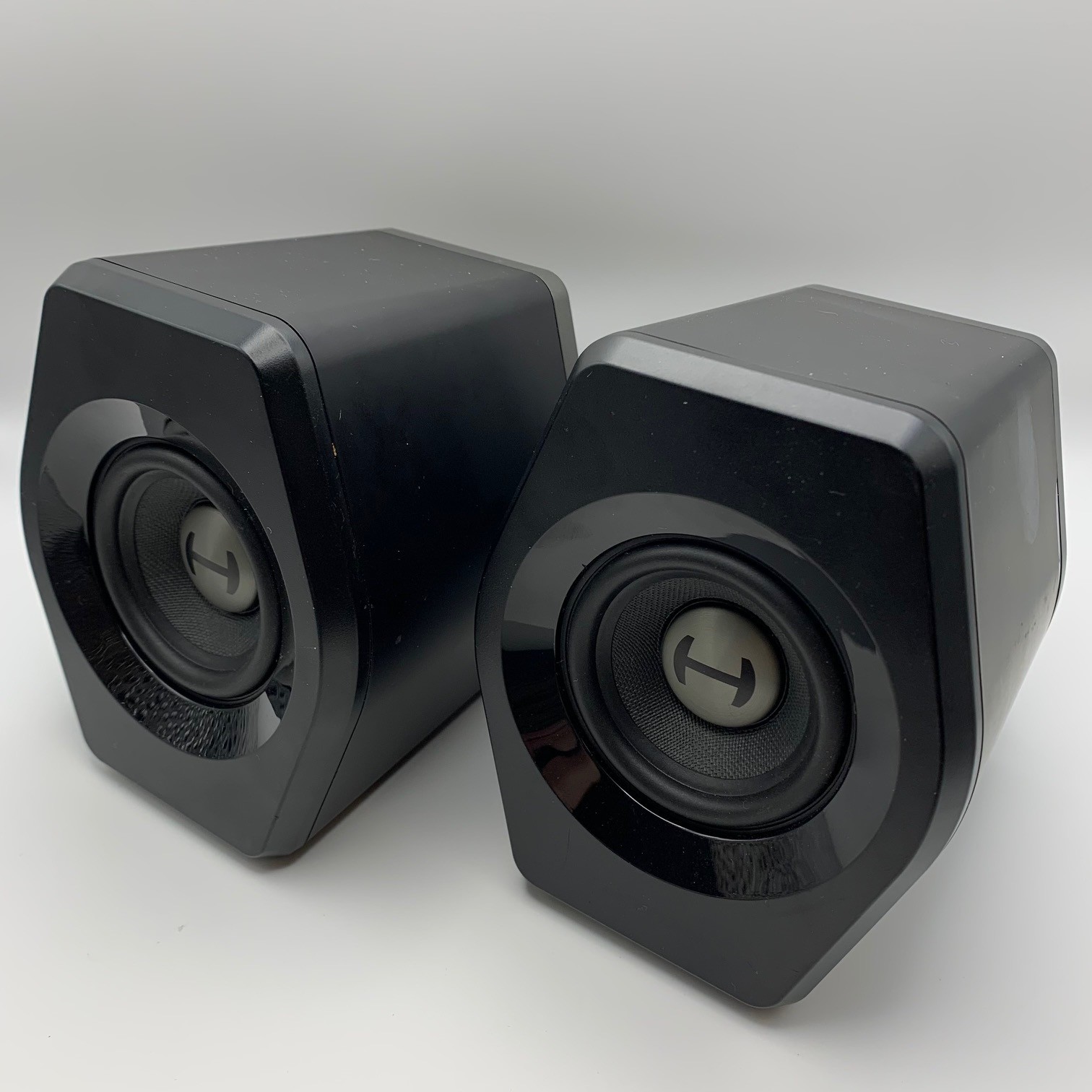 Edifier HECATE G2000 2.0 Bluetooth Gaming Desktop Speakers RGB Tested Bluetooth