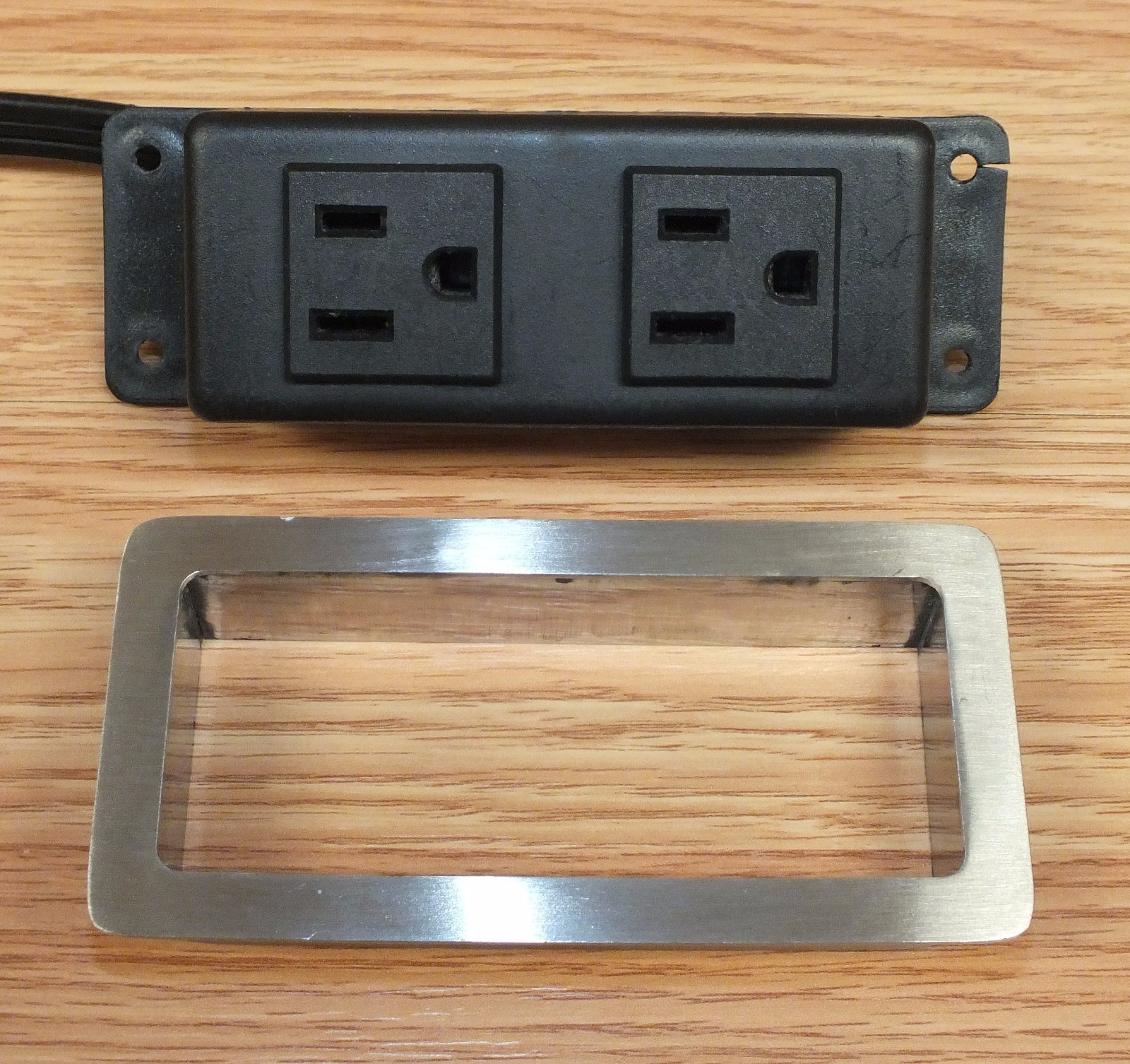 Recessed AC Power Plug Strip w/ Stainless Cover (E317850) (2 or 3 Outlets) READ