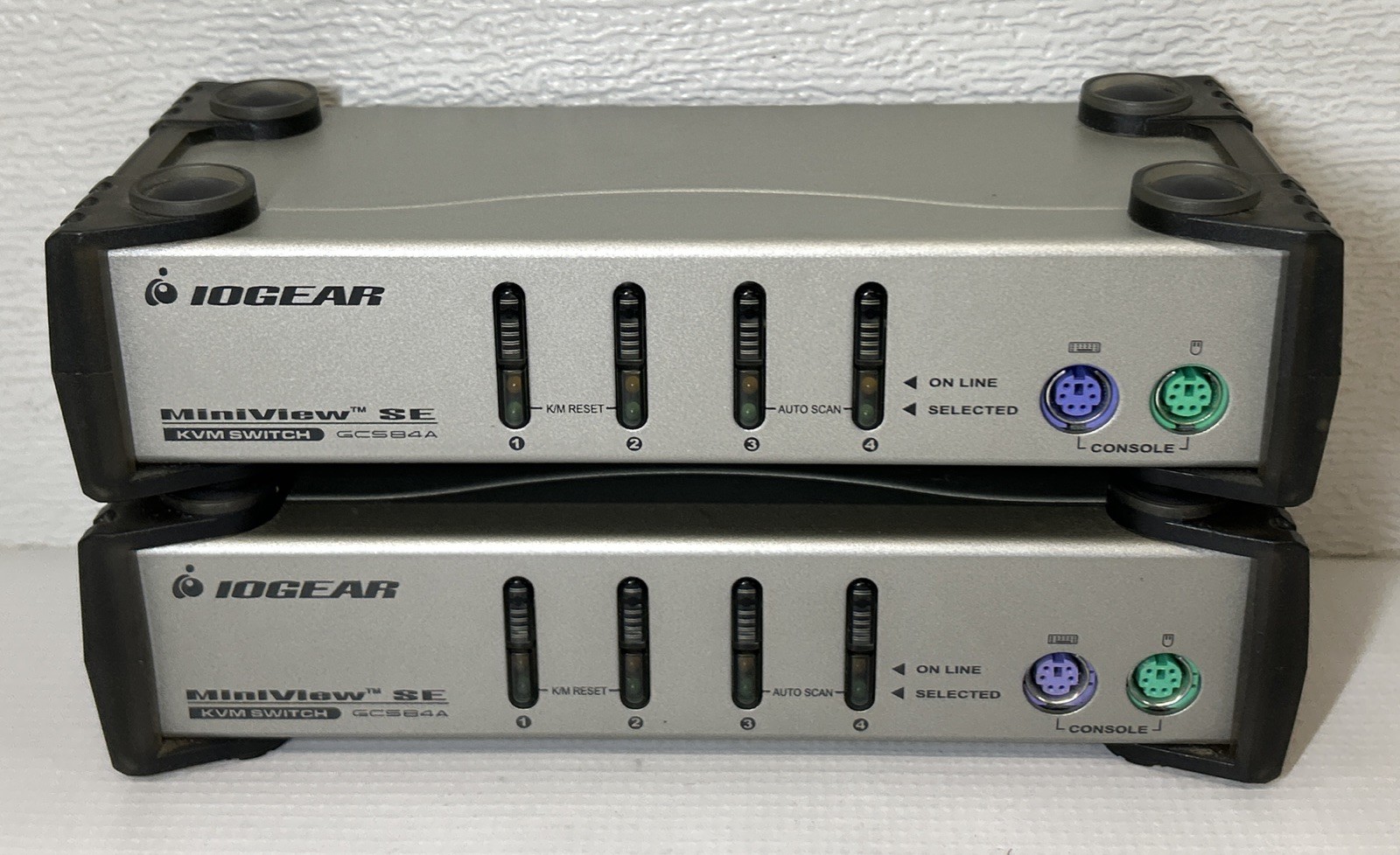Lot Of (2) IOGEAR Mini View SE KVM Switch Model GCS84A 4 Port Grey