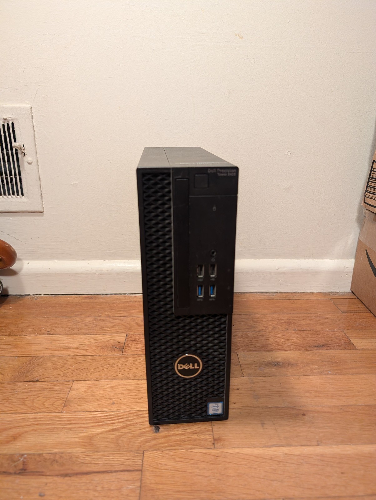 Pre-owned Dell Precision SFF Tower 3420, Xeon E3-1245 v5, 16 GB RAM, NO HD
