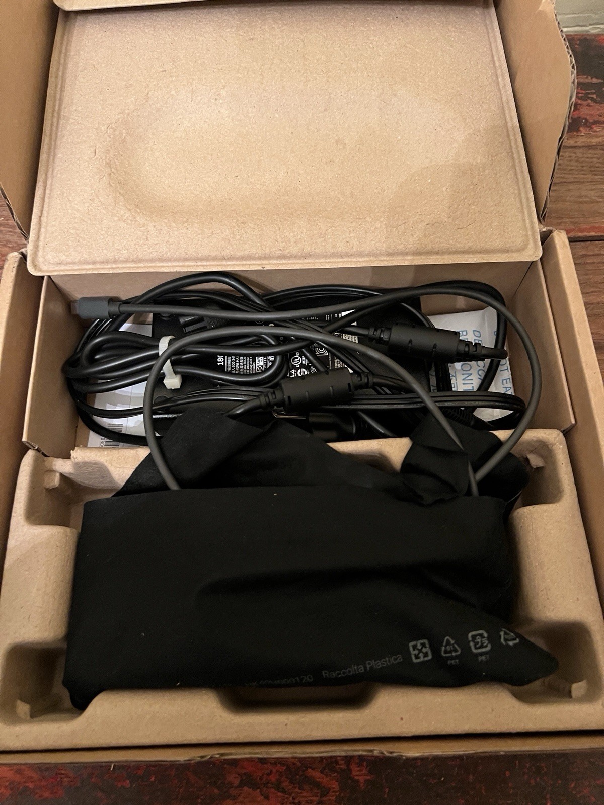 Dell SD25TB4 Pro Thunderbolt 4 Smart Dock, UNUSED, OPEN BOX