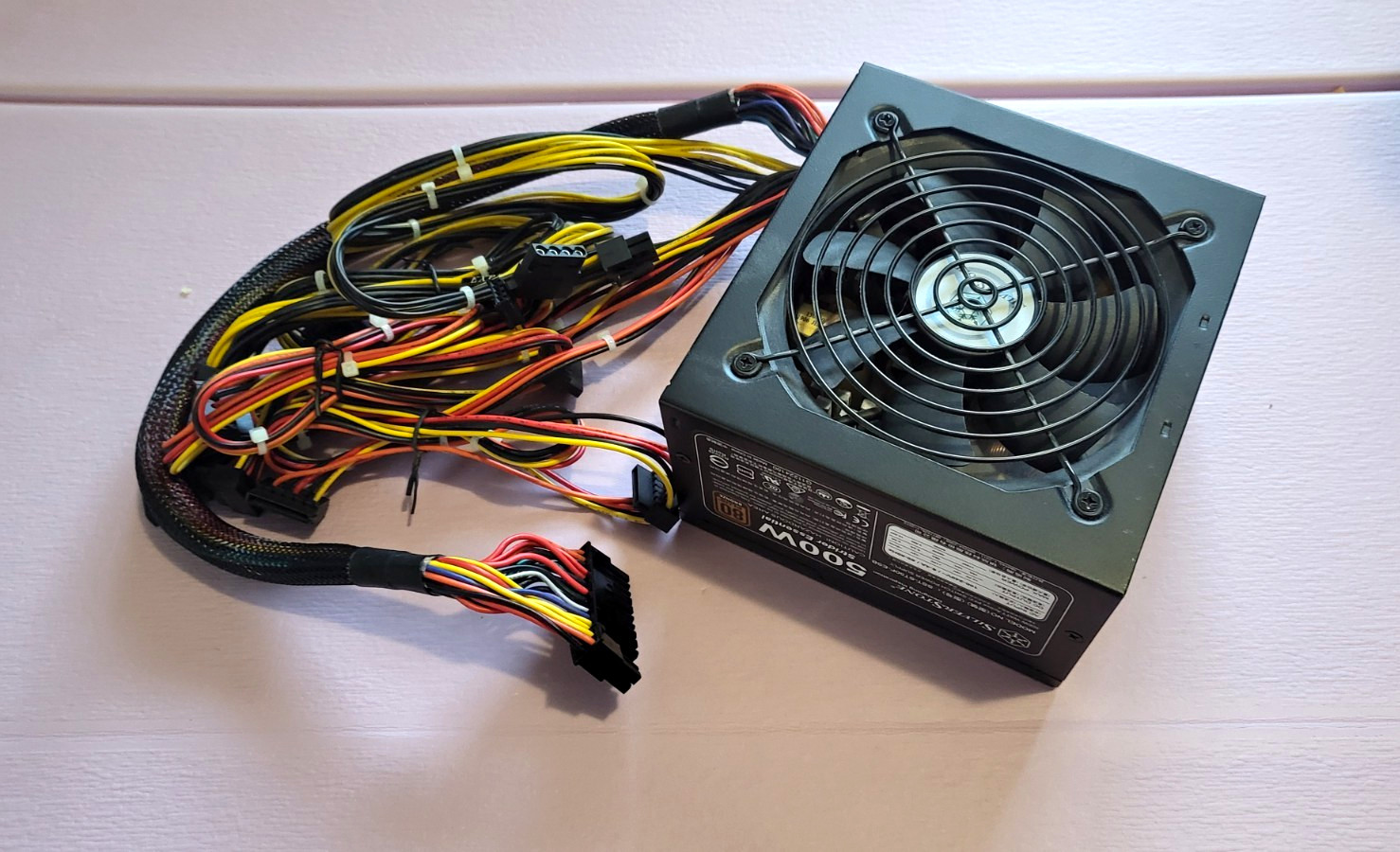 SilverStone Strider Essential 500W ATX 80 PLUS Bronze PSU 24-Pin 4+4 SST