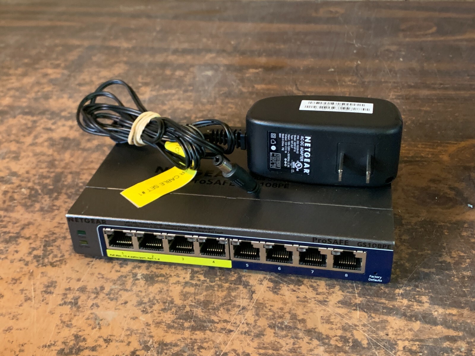 NETGEAR - 8-Port 10/100/1000 Mbps Gigabit Smart Managed Plus Switch