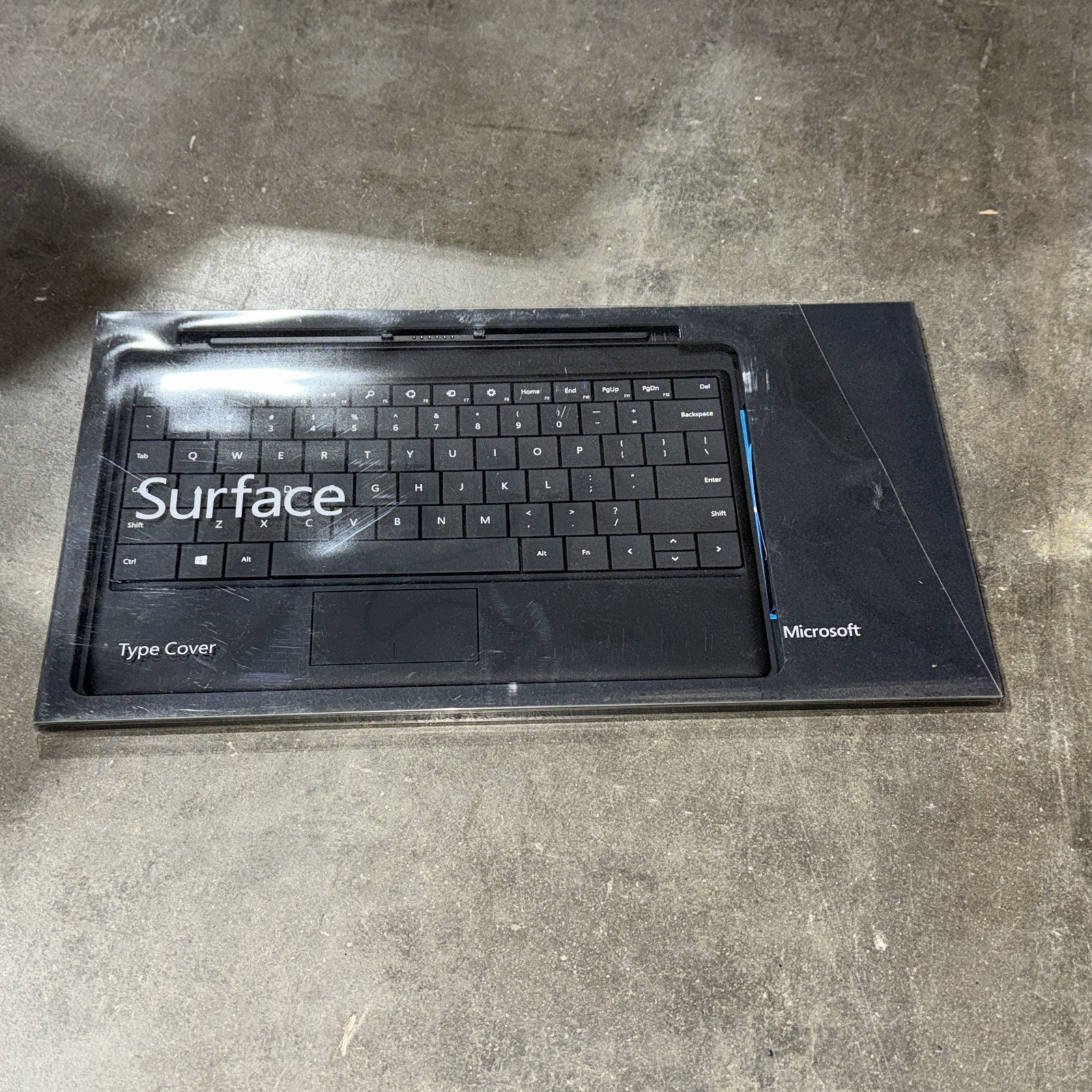 Microsoft D7S-00001 Cover Microsoft Surface Pro, Pro 2 Charcoal - New Sealed