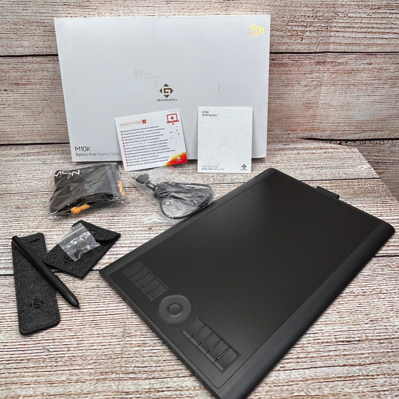 GAOMON M10K 2018 Graphic Drawing Tablet 8192 Pen Black Digital Pad Unused