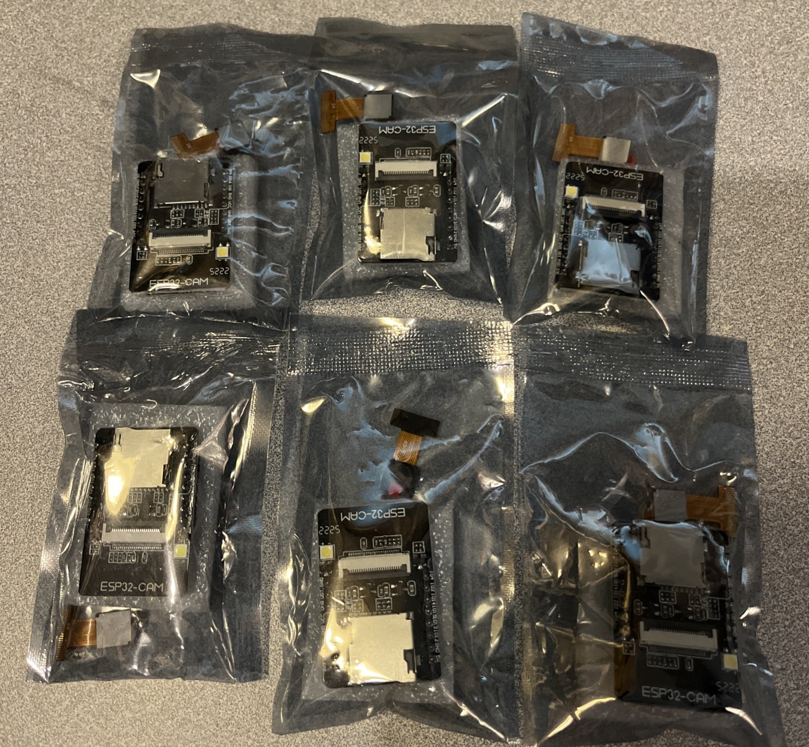 ESP32-CAM - Espressif ESP32 WiFi Bluetooth BLE Module and 2MP Camera #4 6 Pieces