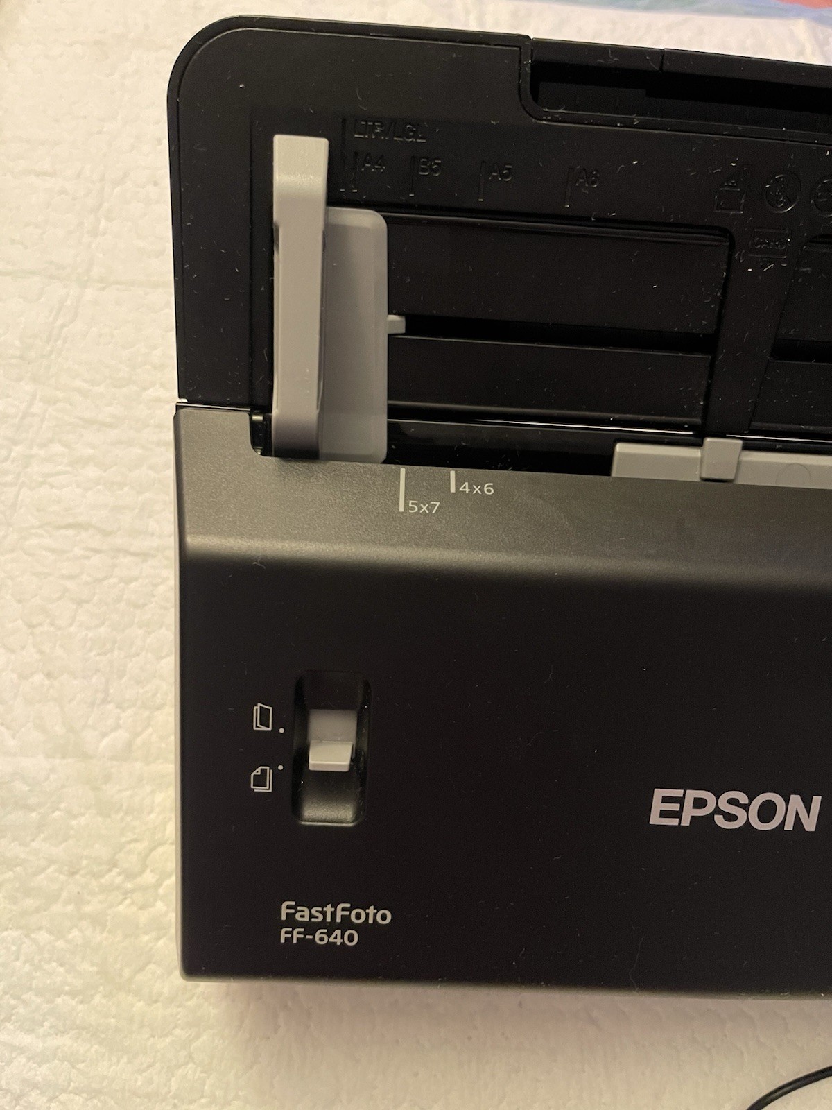 Epson FastFoto FF-640 High-Speed Photo Scanning System