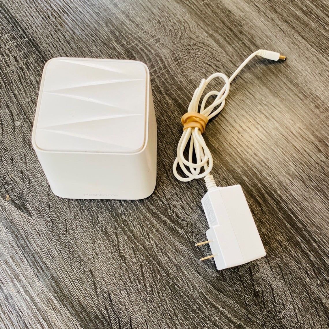 MeshForce M1 Whole Home Mesh WiFi Wireless Router White With Pwr Supply Tested 