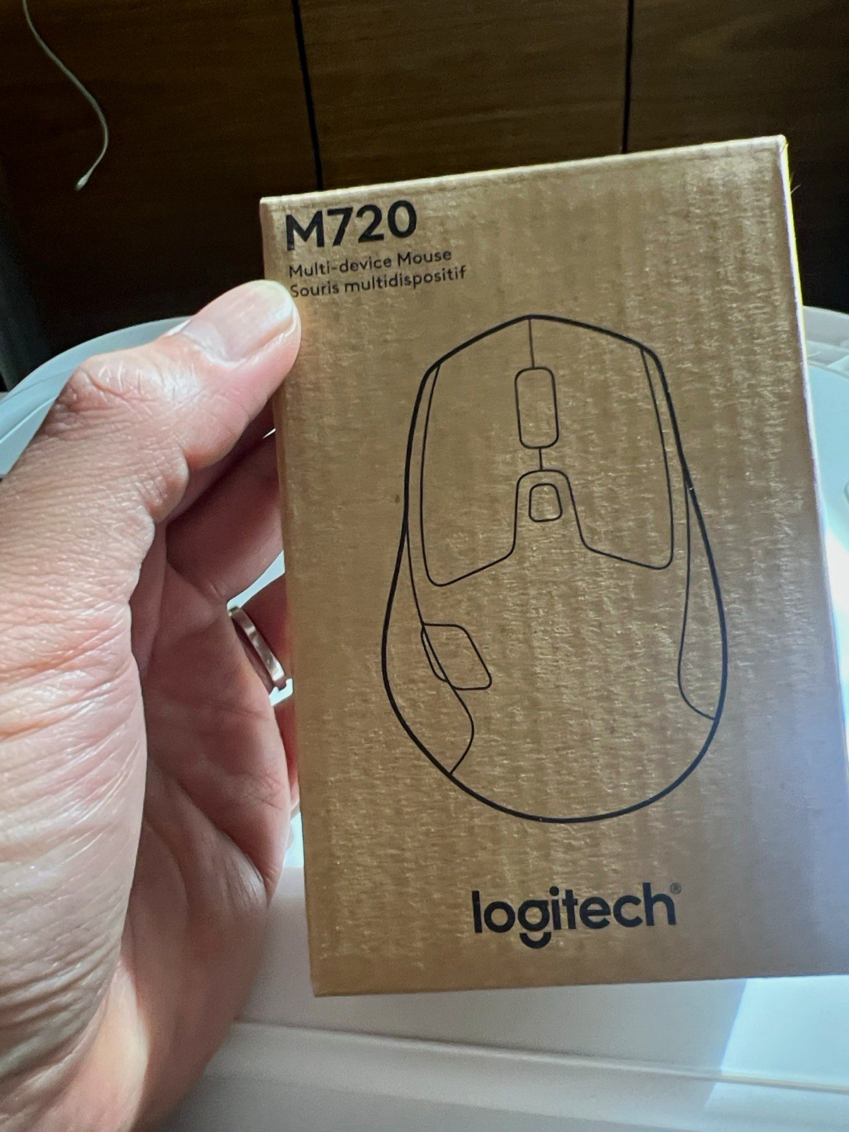 Logitech M720 Multi-Device Mouse Bluetooth/USB Wireless 8-Button 1000 DPI Brown
