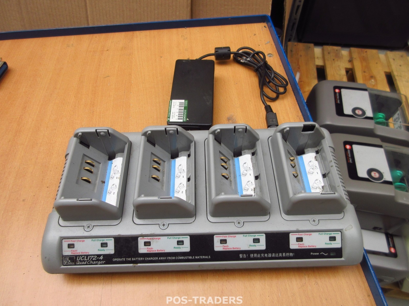 Zebra UCLI72-4 Quad Battery Charger AT16305-8 for QL420 QL320 QL220 RW220 RW420