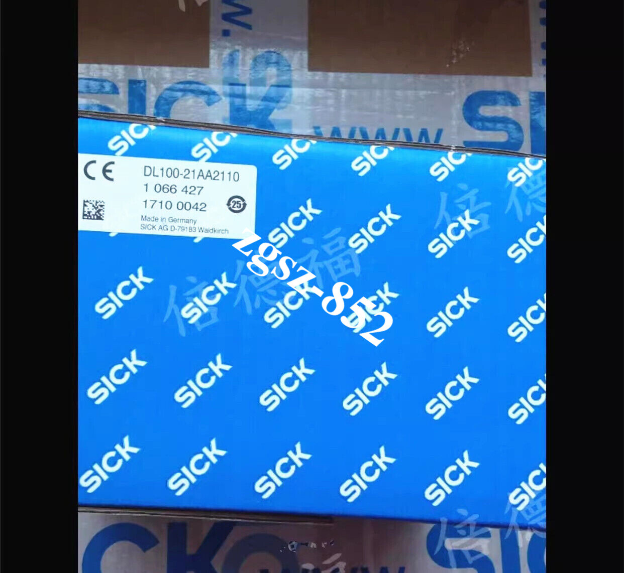 1pcs SICK 1066427 DL100-21AA2110 Laser Remote Distance Sensor FedEx or DHL