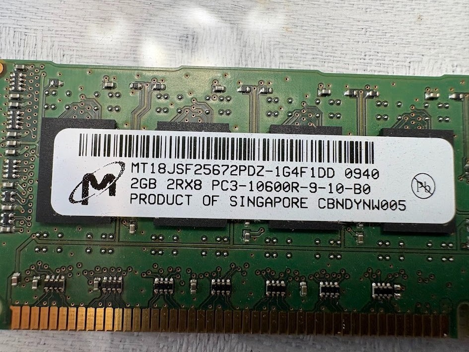Micron MT18JSF25672PDZ-1G4F1DD 2GB PC3-10600R Server Memory Modules