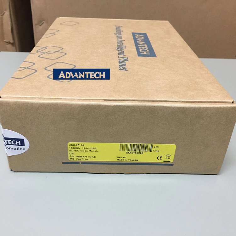 1pc  NEW   USB-4711A    Via DHL or Fedex