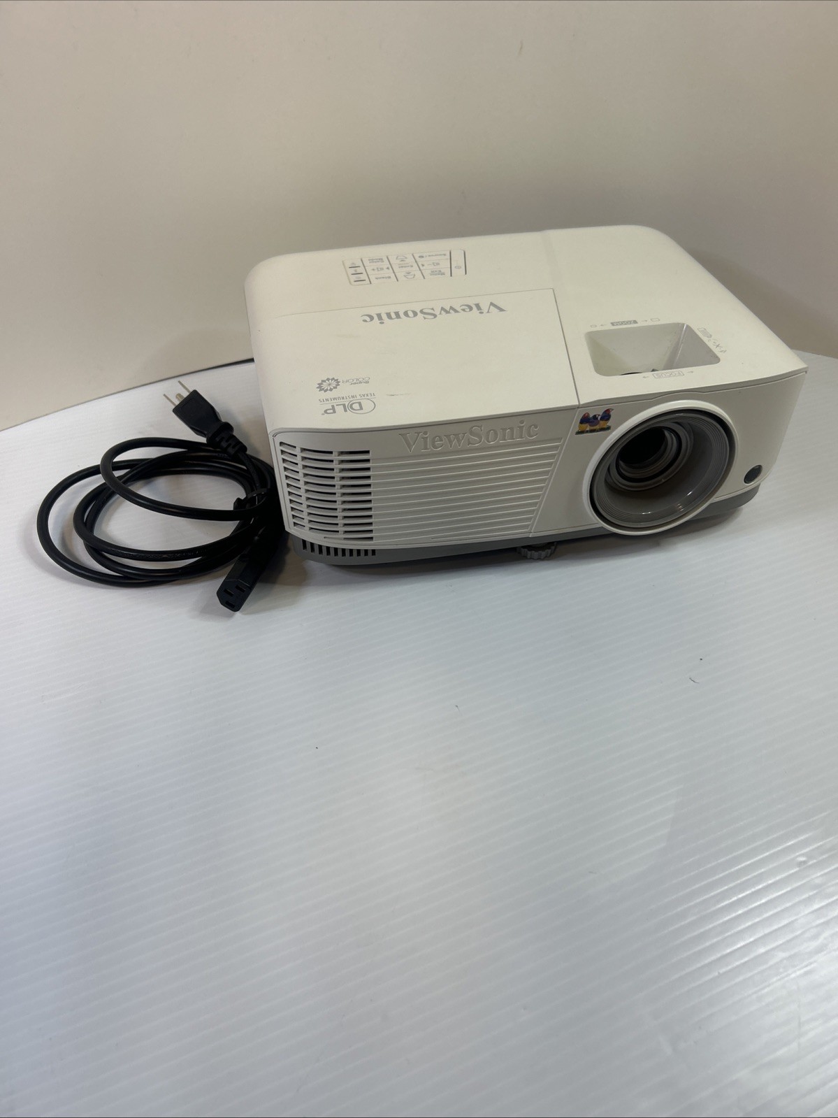 ViewSonic PA503S DLP Projector 3600 Lumens 4:3 800x600 HDMI VGA