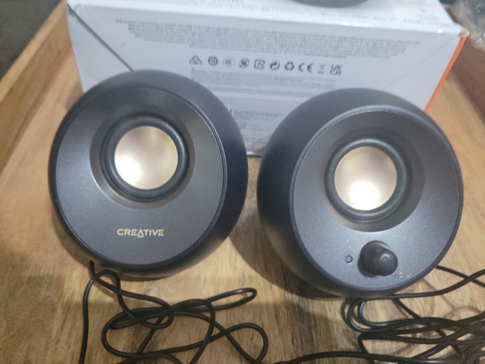 Creative Pebble V2 Computer Speaker Black (MF1695AA000)
