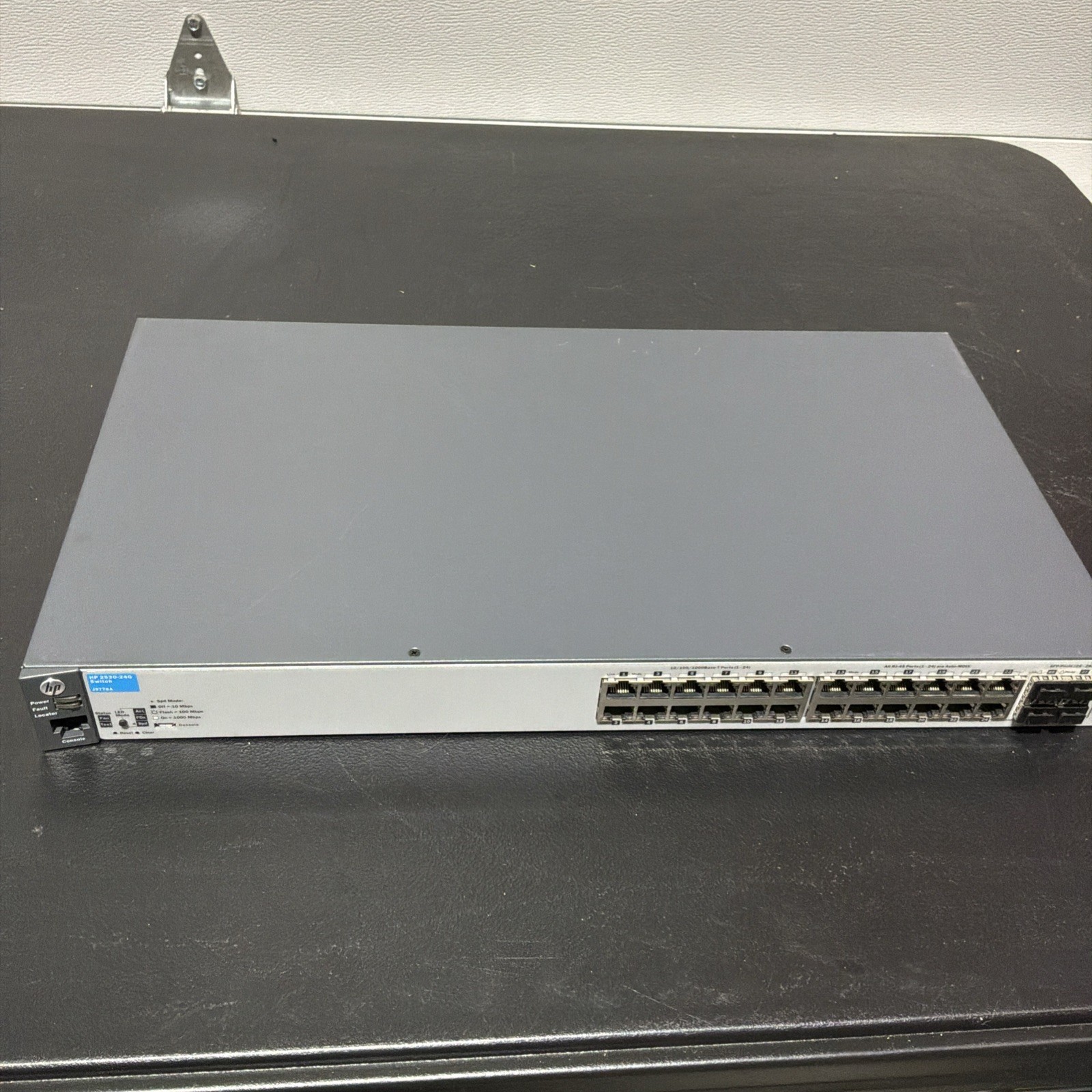 HP 2530-24G J9776A 24-Port Gigabit Fully Managed Rack-Mount Ethernet Switch