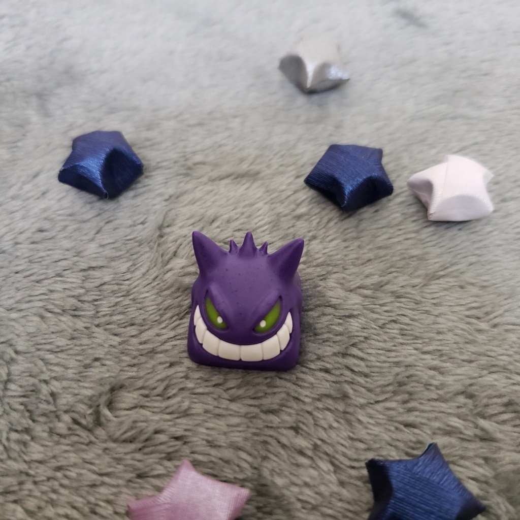 Artisan Gengar Pokemon Keycap – Handmade Resin Mechanical Keyboard Custom Keycap