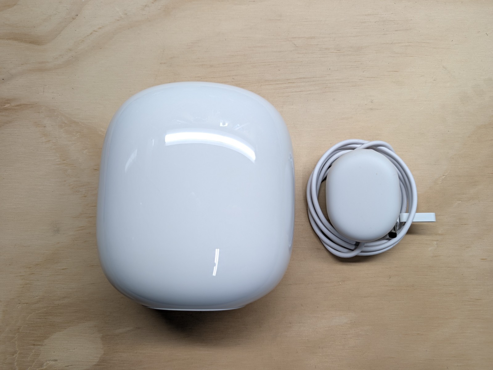 Google Nest WiFi Pro G6ZUC GA03030-US Wi-Fi 6E Router