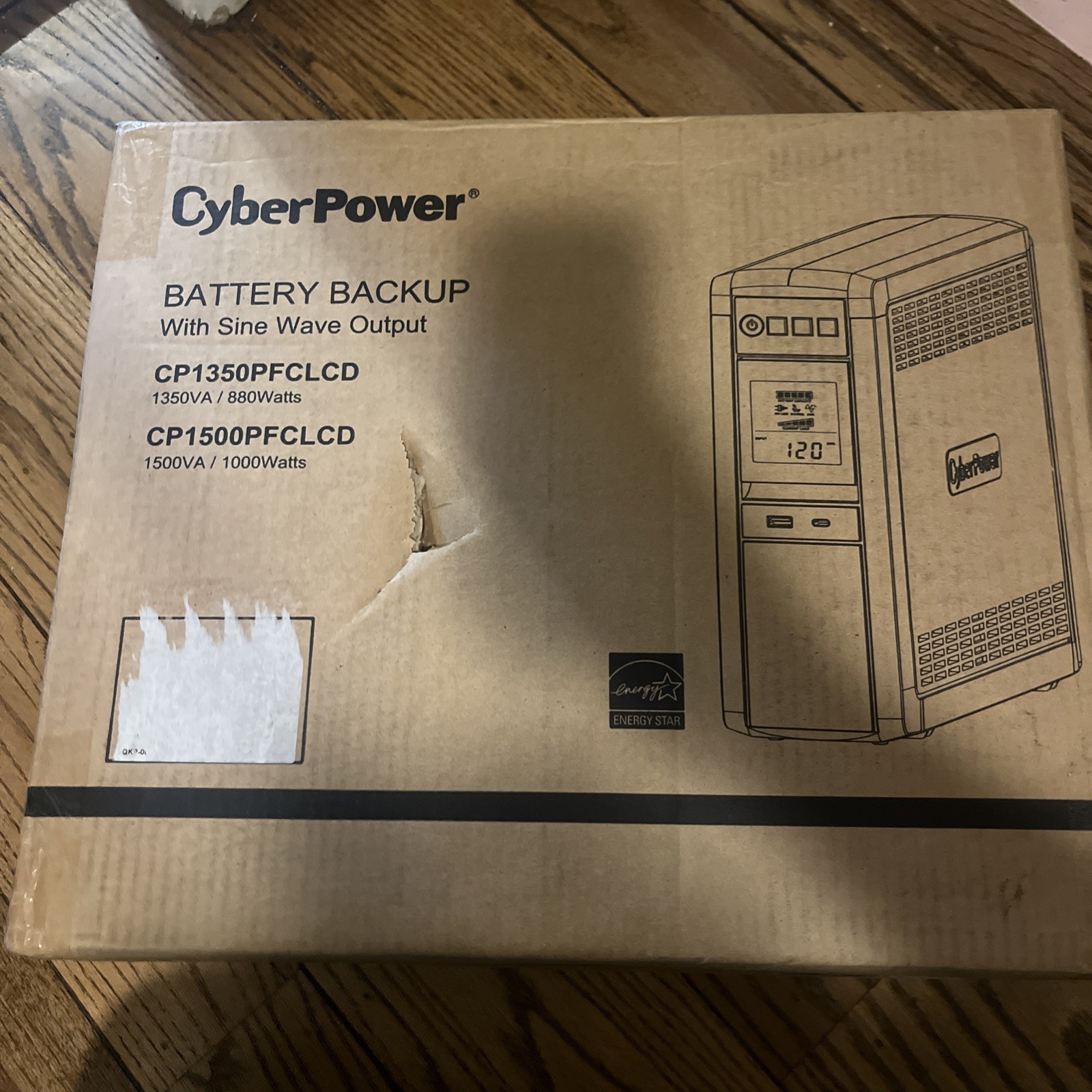 Cyberpower Battery Backup Sine Wave Outlet CP1350PFCLCD 20V