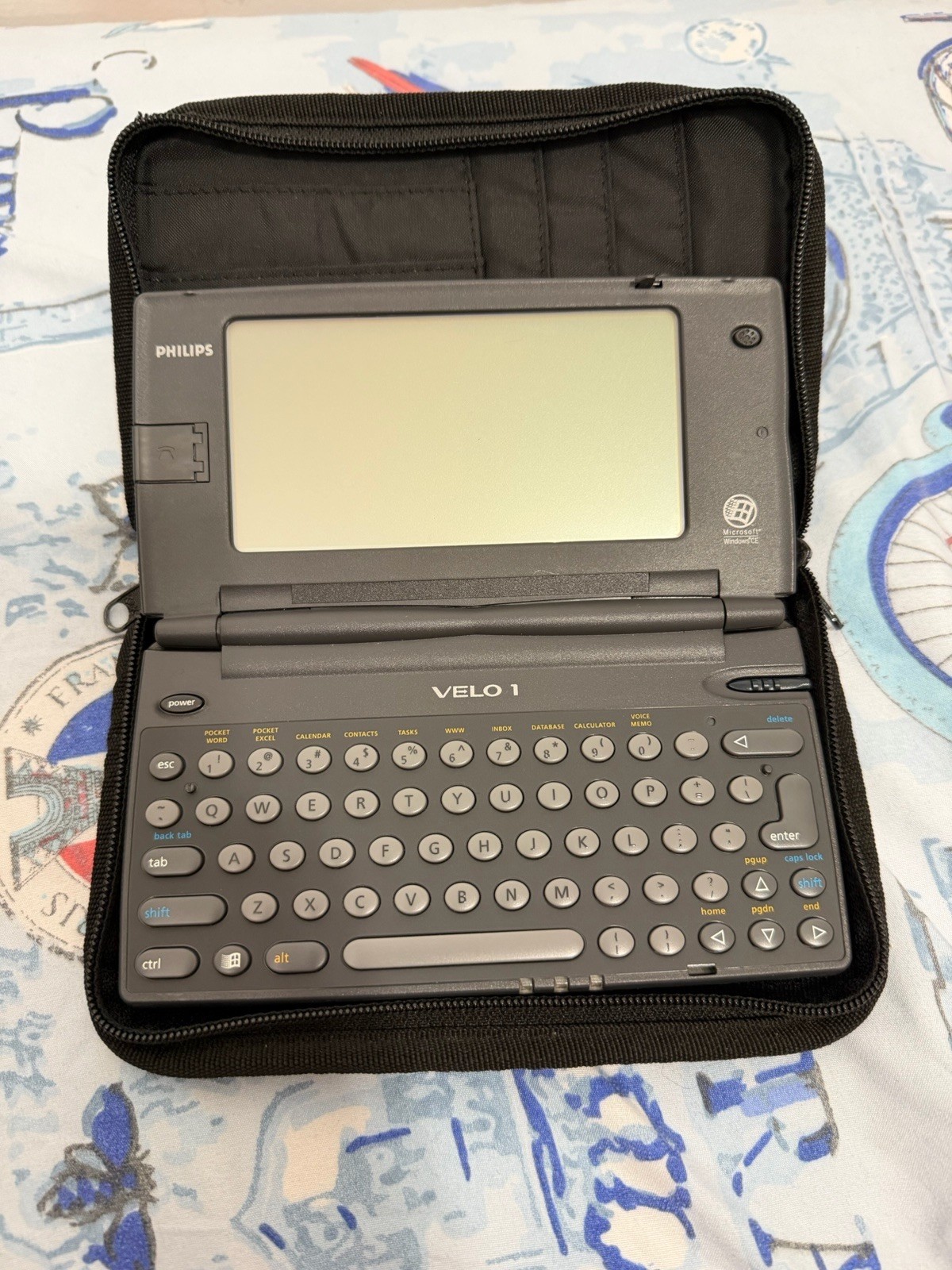 PHILIPS VELO 1 VINTAGE HANDHELD PC WINDOWS CE 2.0 - AS IS - FOR Parts Or Repair