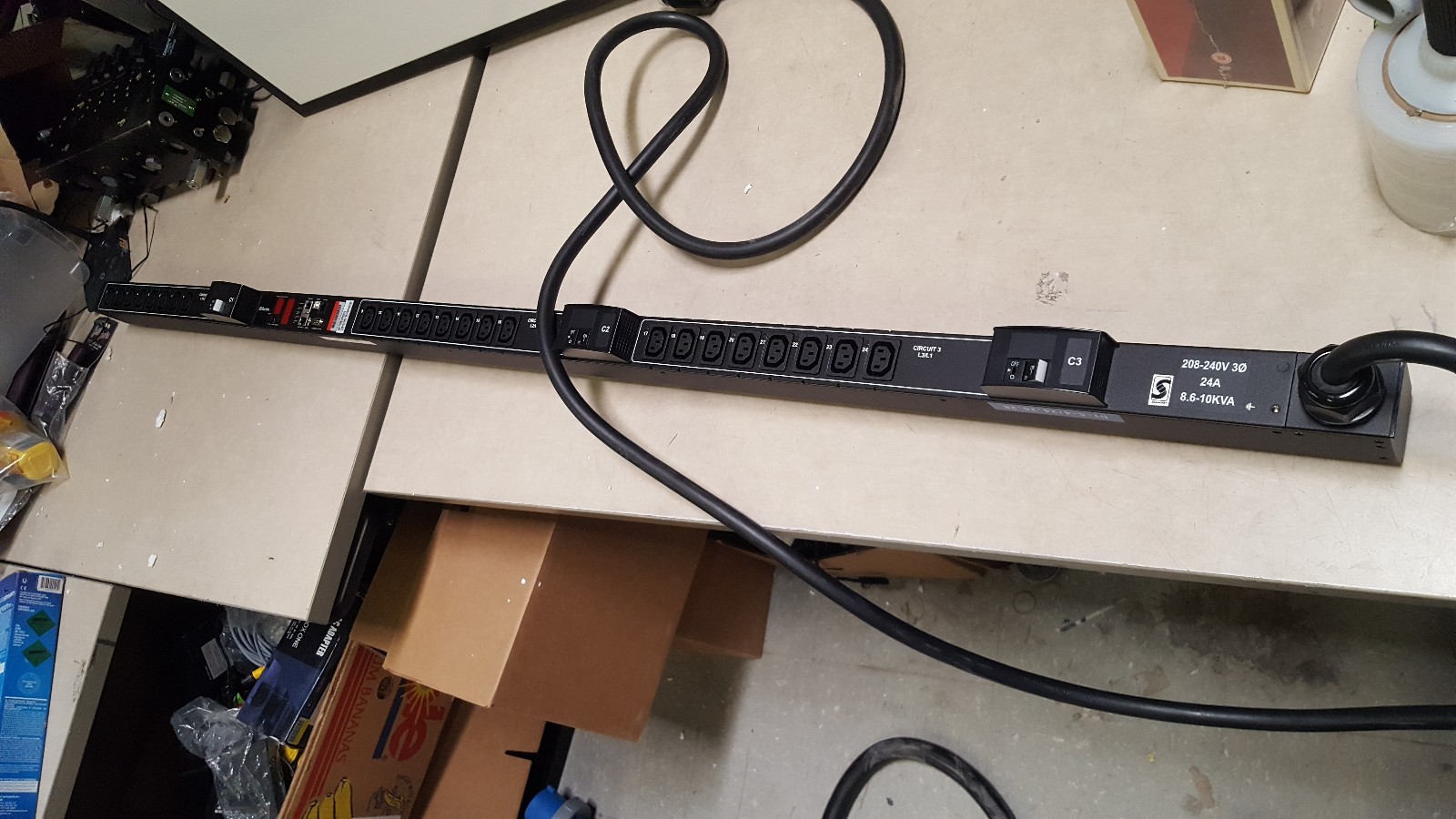 PX2-4521 Raritan PDU 24 x IEC 60320 C13 8.60 kVA 0U Vertical Rackmount Never use