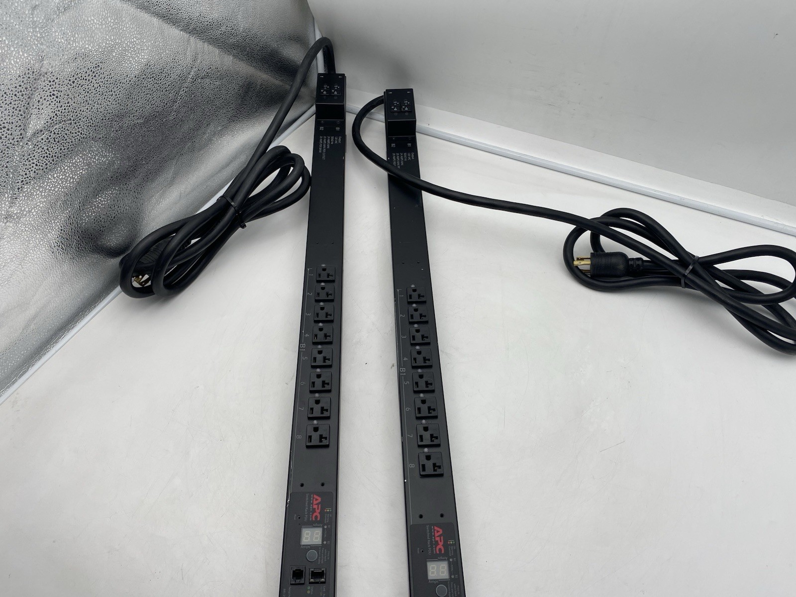Lot Of 2 APC AP7932 Rack PDU Switched Power Distribution Unit 30A 208V