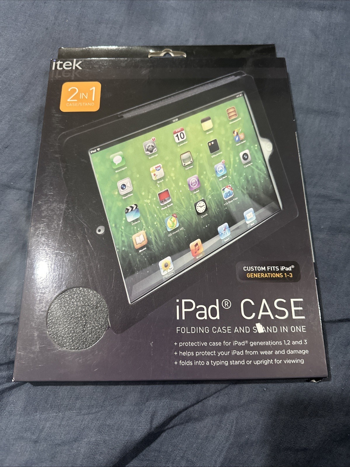 iTek 2-In-1 iPad Folding Case with Stand Black IPC-12/1374 205KZ