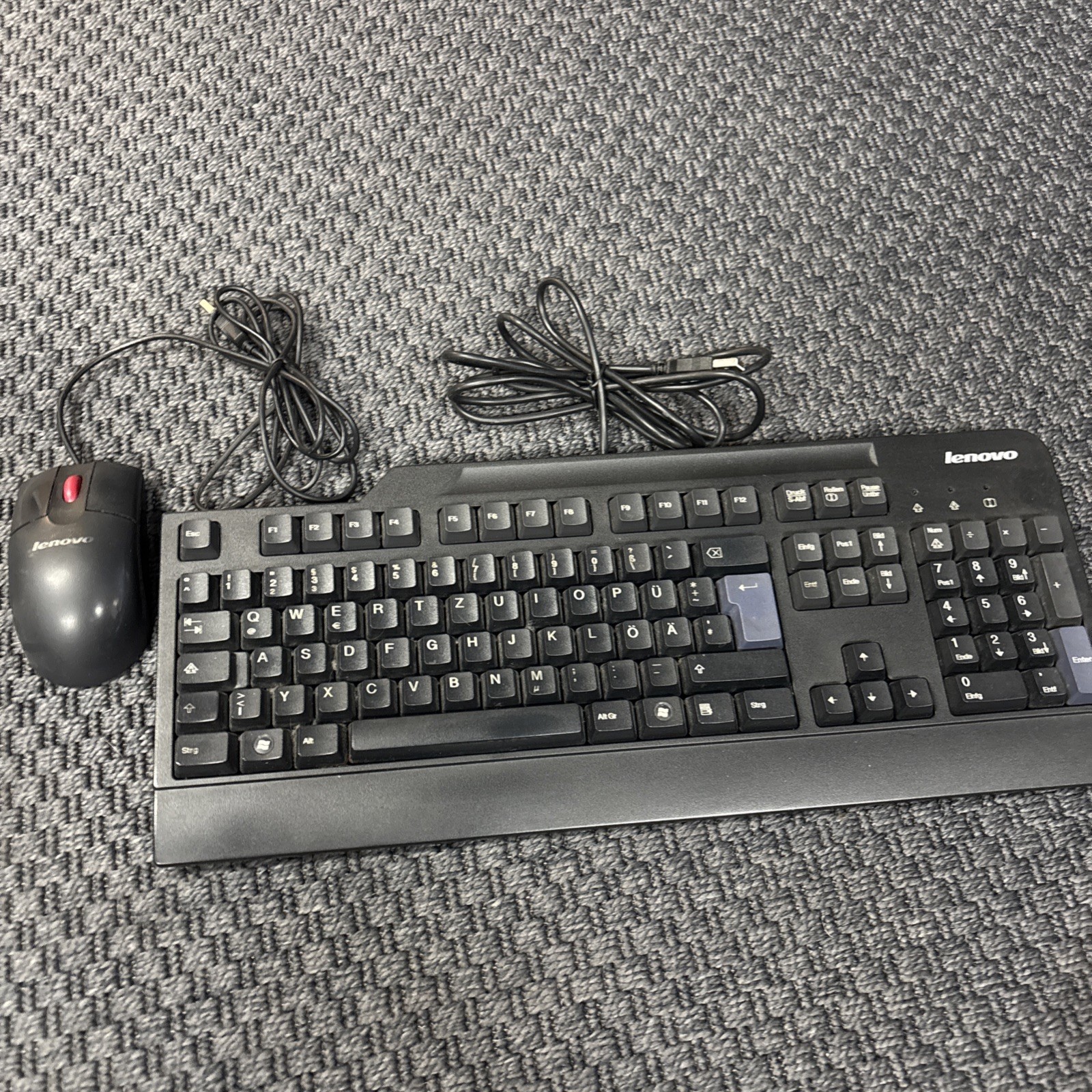 Lenovo SK-8825 54Y9400 USB Wired PC Computer GERMAN Keyboard & Mouse - Black