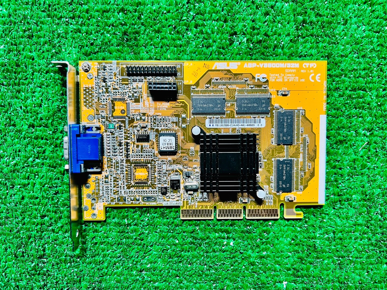 HP 5185-5340 ASUS AGP-V3800M/32M AGP Video Card