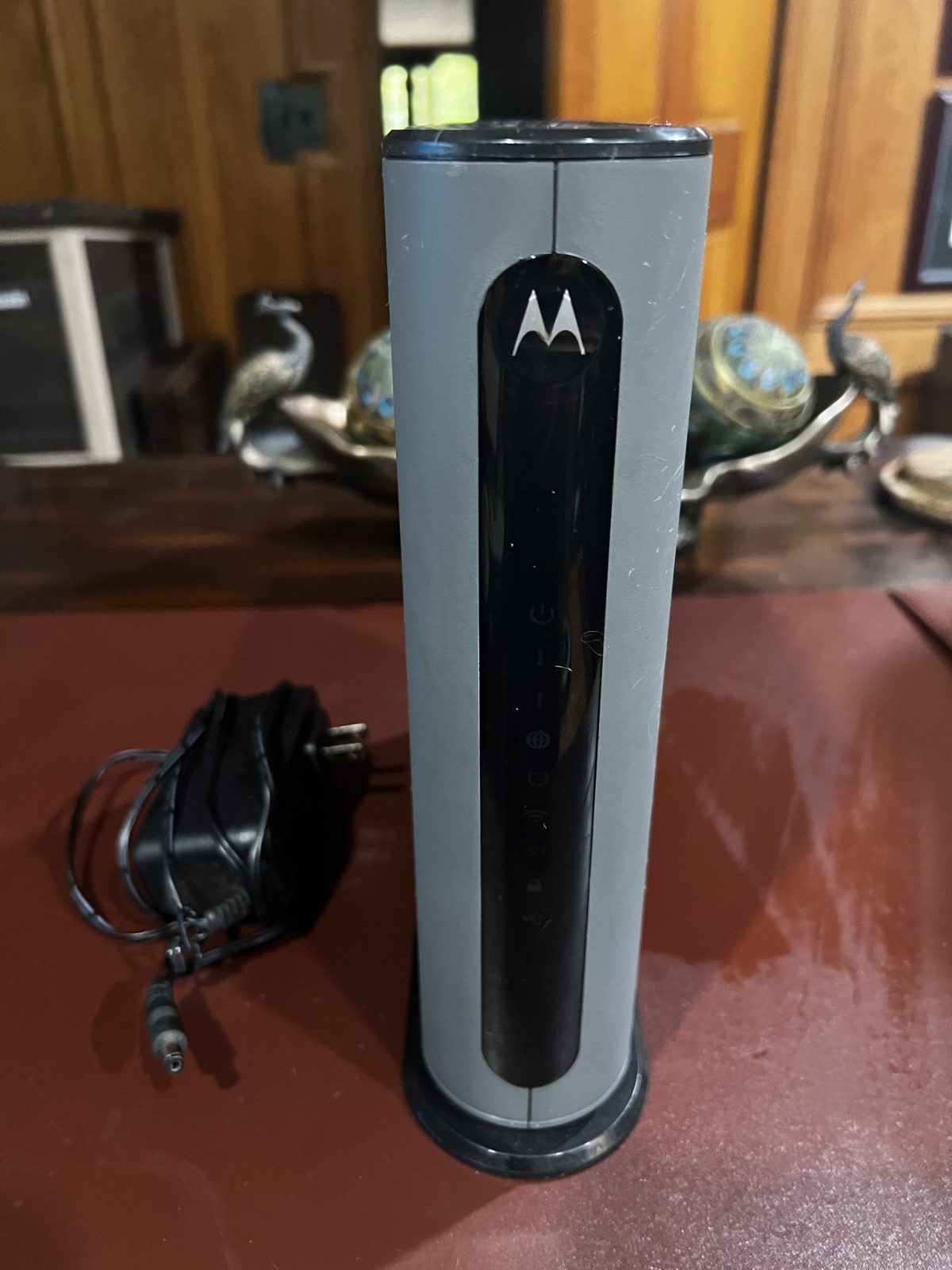 Motorola MG807 Docsis 3.1 Cable Gateway Modem + AC3200 WIFI Router