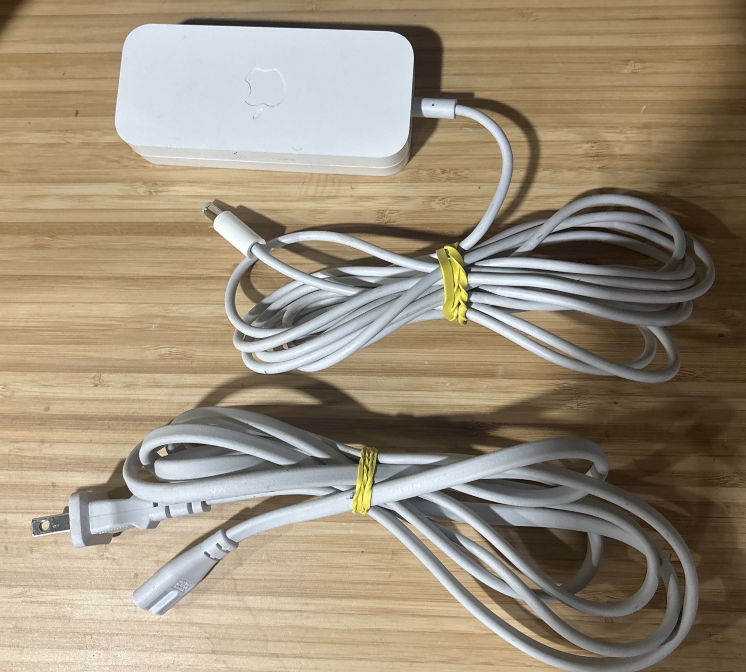 Original Apple A1202 Power Adapter Charger For Airport Extreme Router
