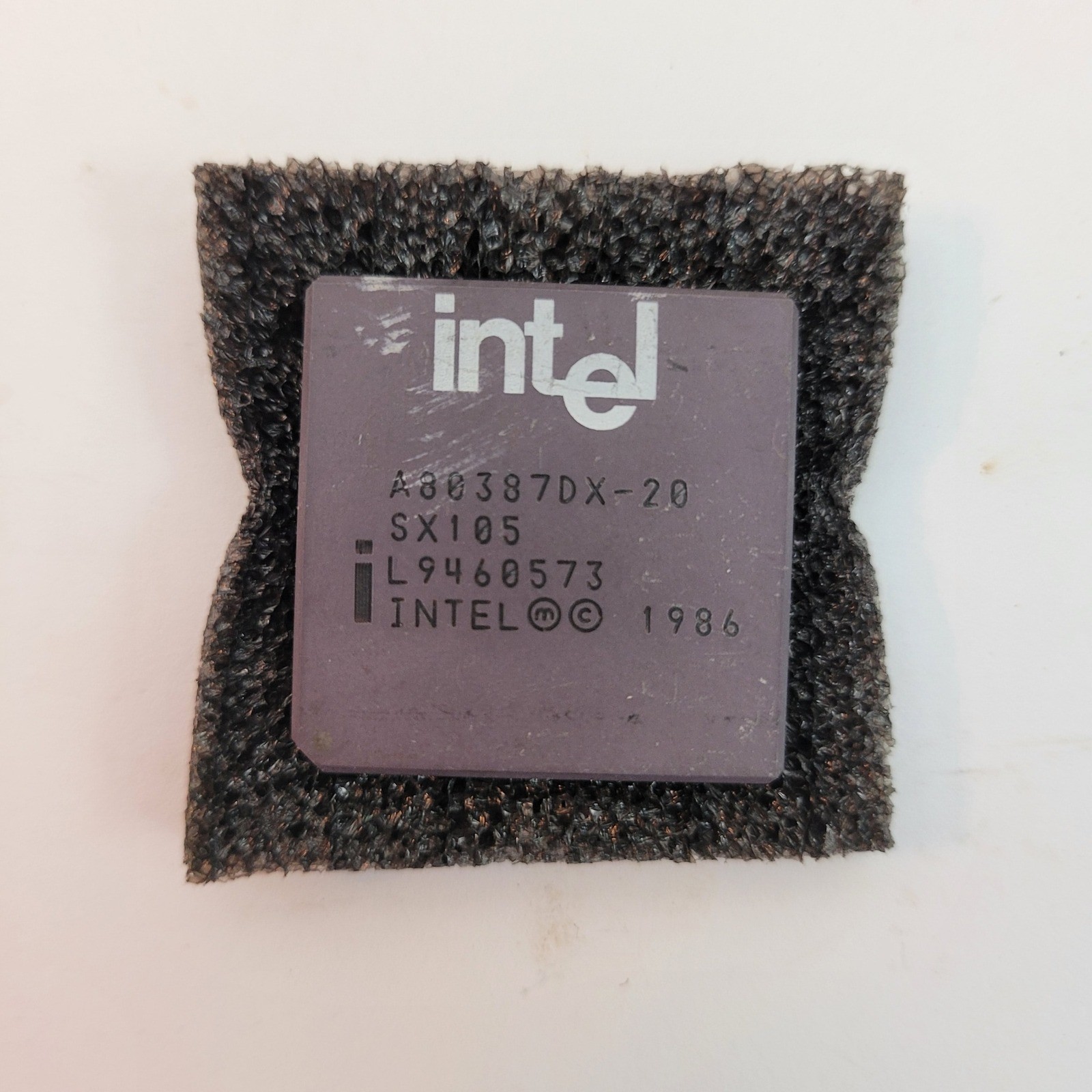 Intel A80387DX-20 Math Coprocessor SX105 20MHz Vintage CPU 387 DX-20 CIB 1989