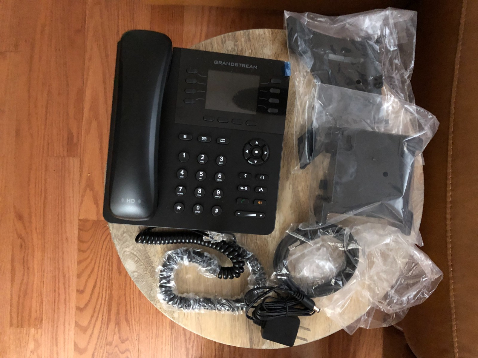 Grandstream GS-GXP2135 8 Line Enterprise IP Phone - New Without Box