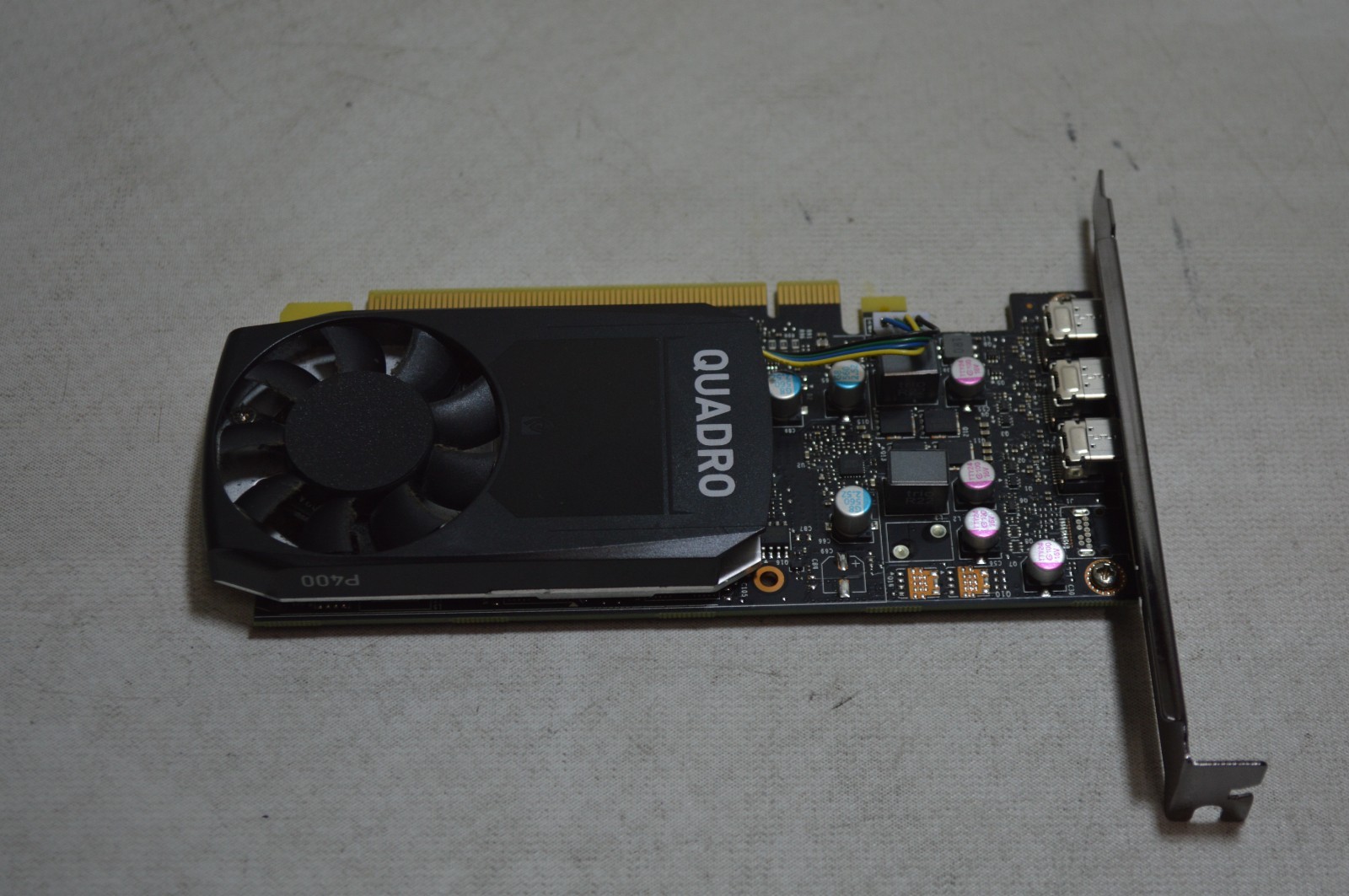 NVIDIA QUADRO P400 2GB GDDR5 Video Graphics Card *Full Profile Bracket*