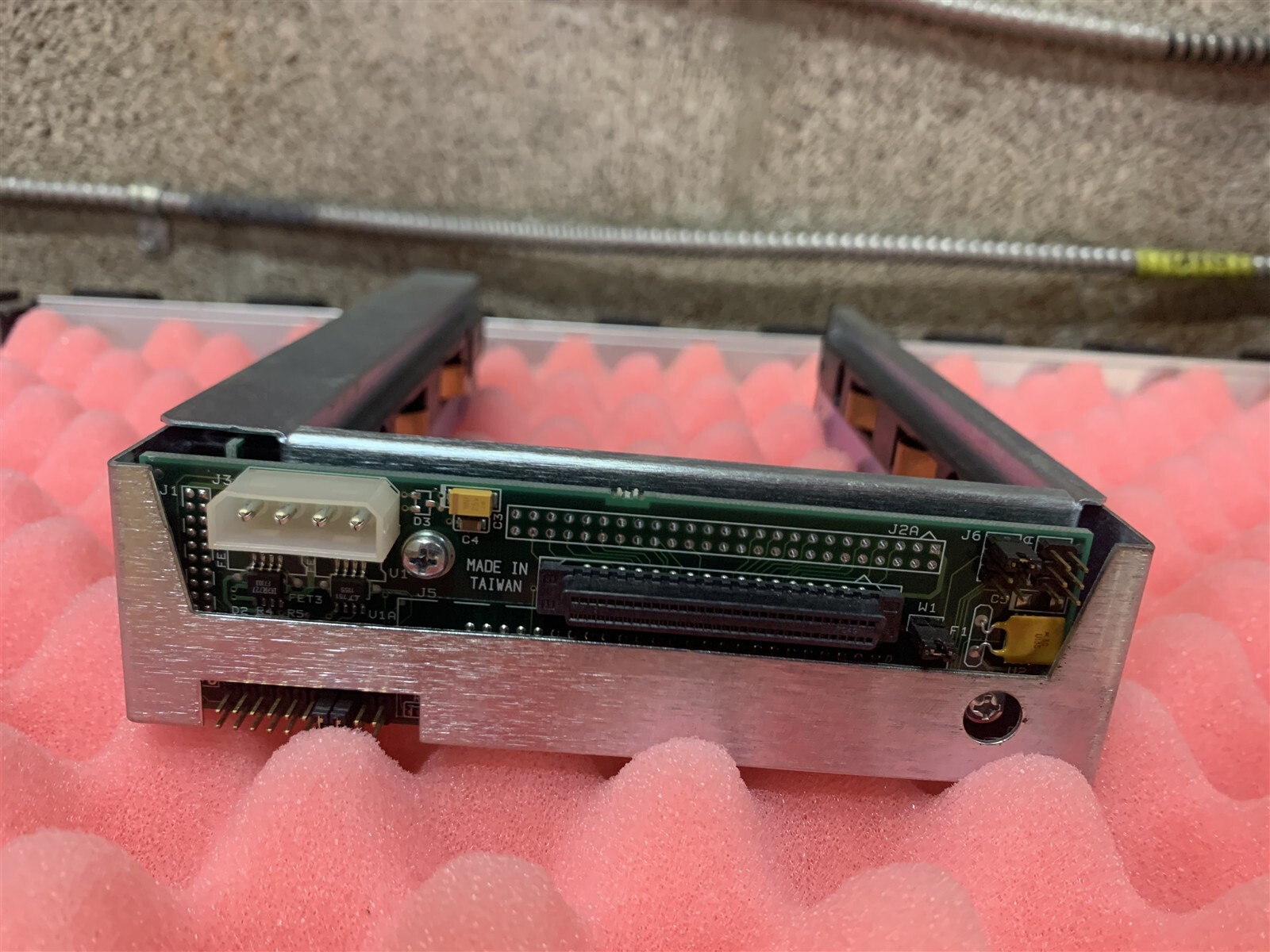 STORCASE DE100I-RSWD/B SCSI FRAME