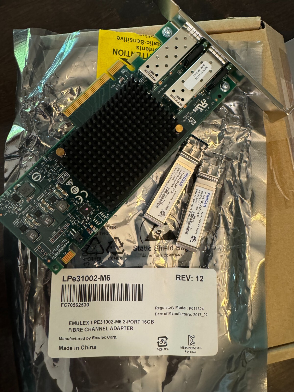 Emulex LPe31002-M6 Dual Port 16Gb FC  Adapter w 2 FINISAR 32GB SFPs