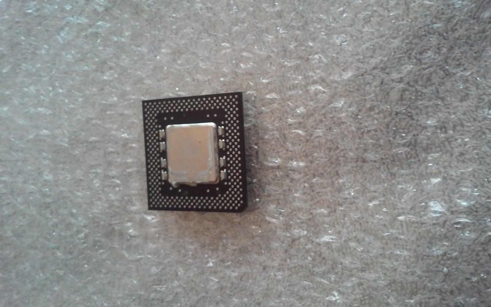 Intel P1 200 Mhz Pentium Processor FV80503200 (SL26J)  