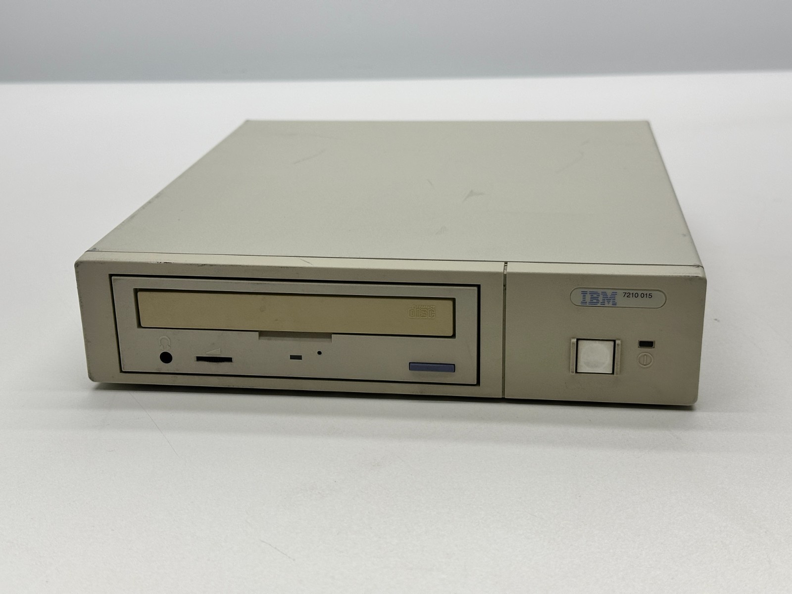 IBM 7210 Model 015 External Storage Enclosure CD-ROM Drive Vintage Server Unit
