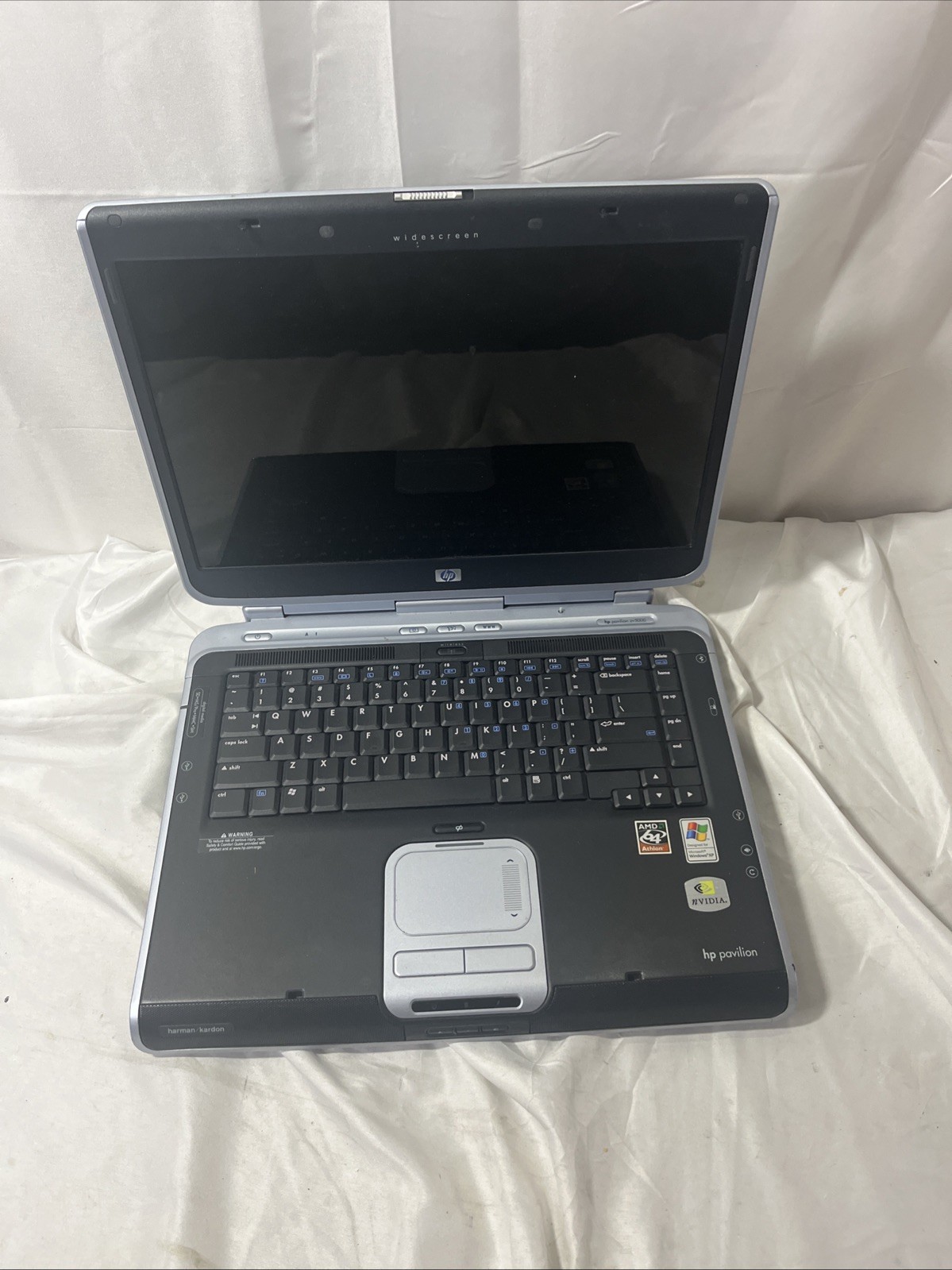 VTG HP Pavilion zv5000 WinXP ZX5180us Intel Pentium 4 Retro Gaming Untested