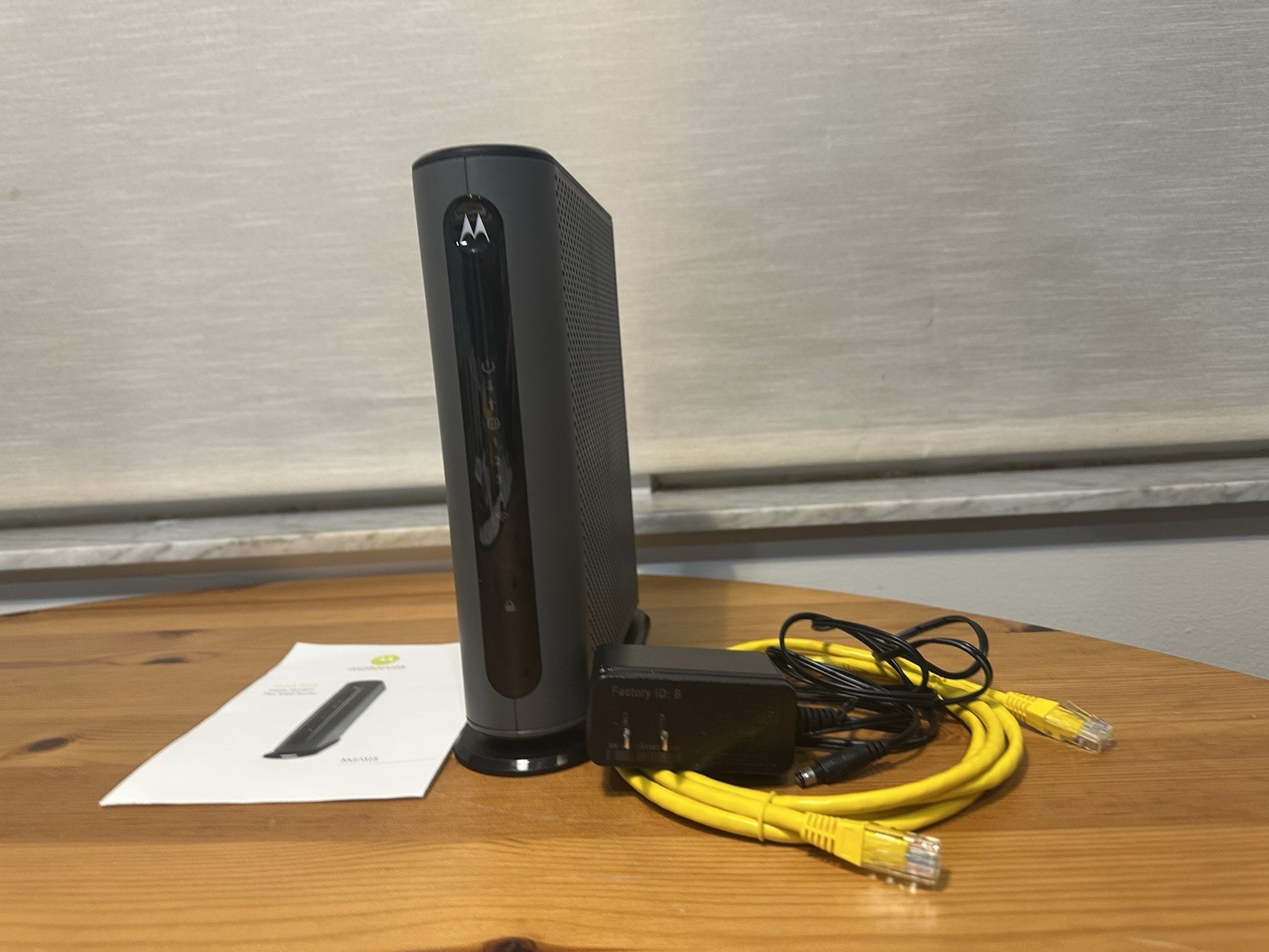 Motorola MG7315 Cable Modem Router, DOCSIS 3.0, N450 Wi-Fi