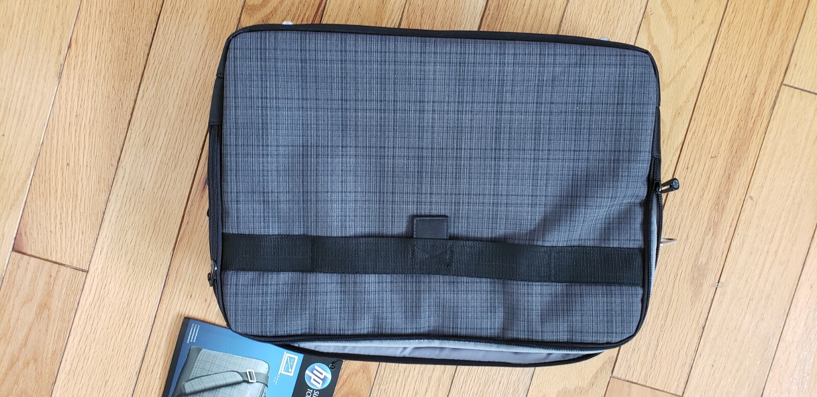 NEW HP Slim Ultrabook Professional Top Load Case (Fits up to 15.6") F3W15AA