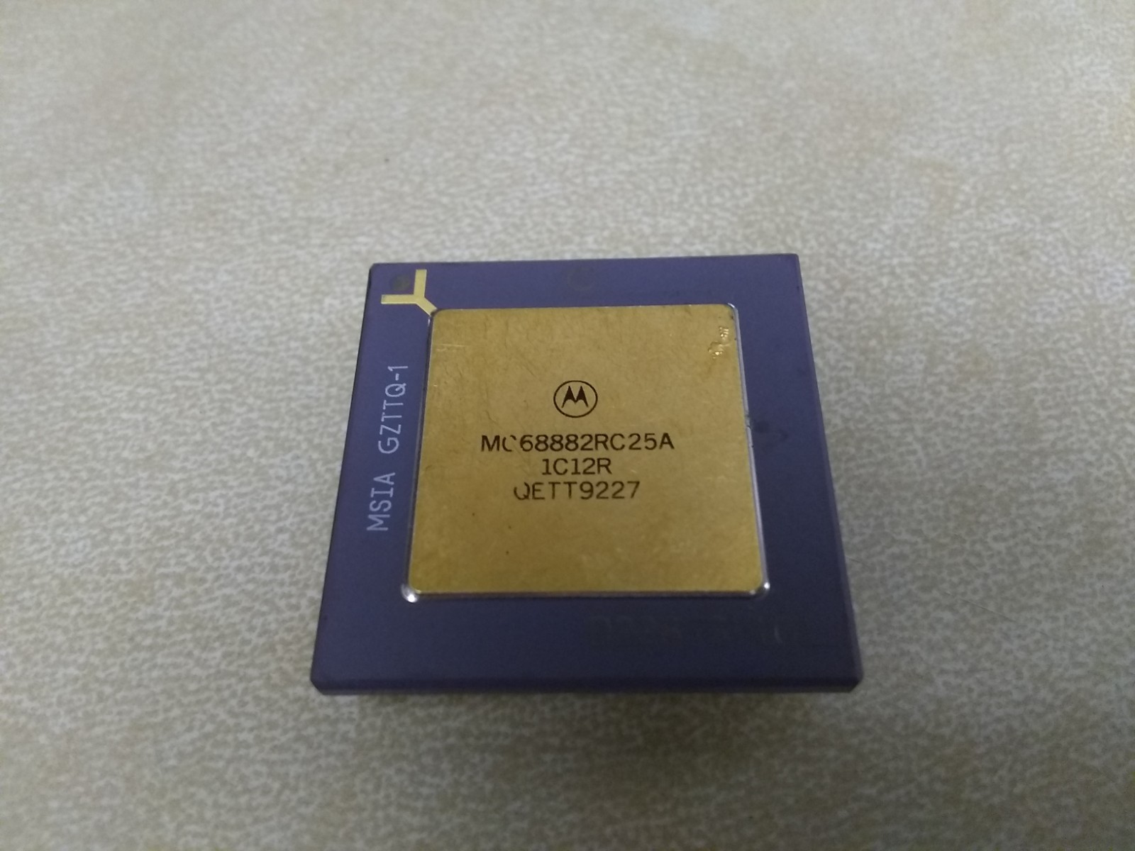 Genuine Motorola 68882 Math CoProcessor PGA 25mhz, BRAND NEW, MC68882RC25A