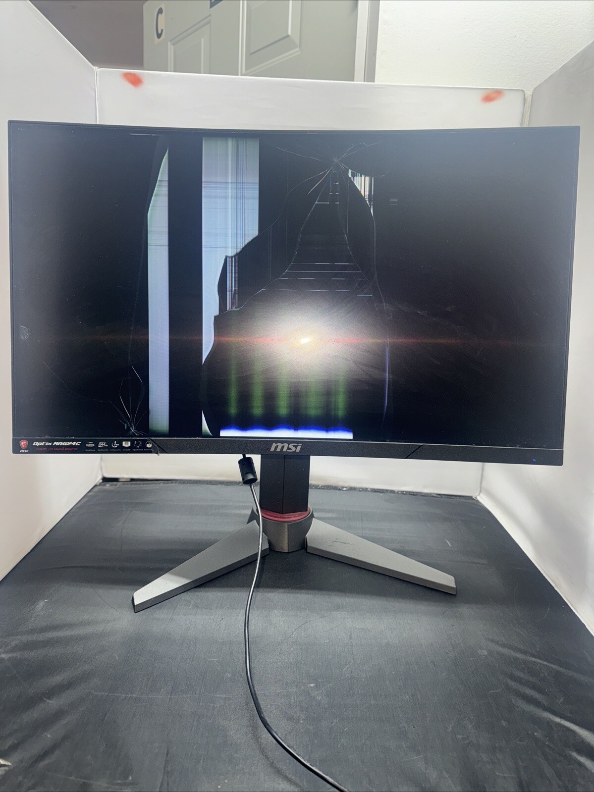 MSI Optix MAG24C FHD 24" Curved 1ms LED Gaming