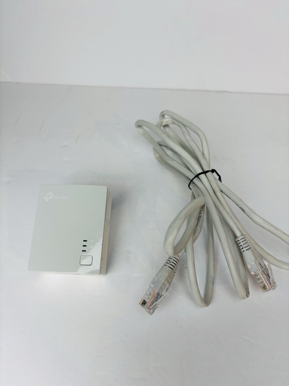 TP-Link Nano Powerline Network Adapter TL-PA4010 AV600 Ethernet Cable