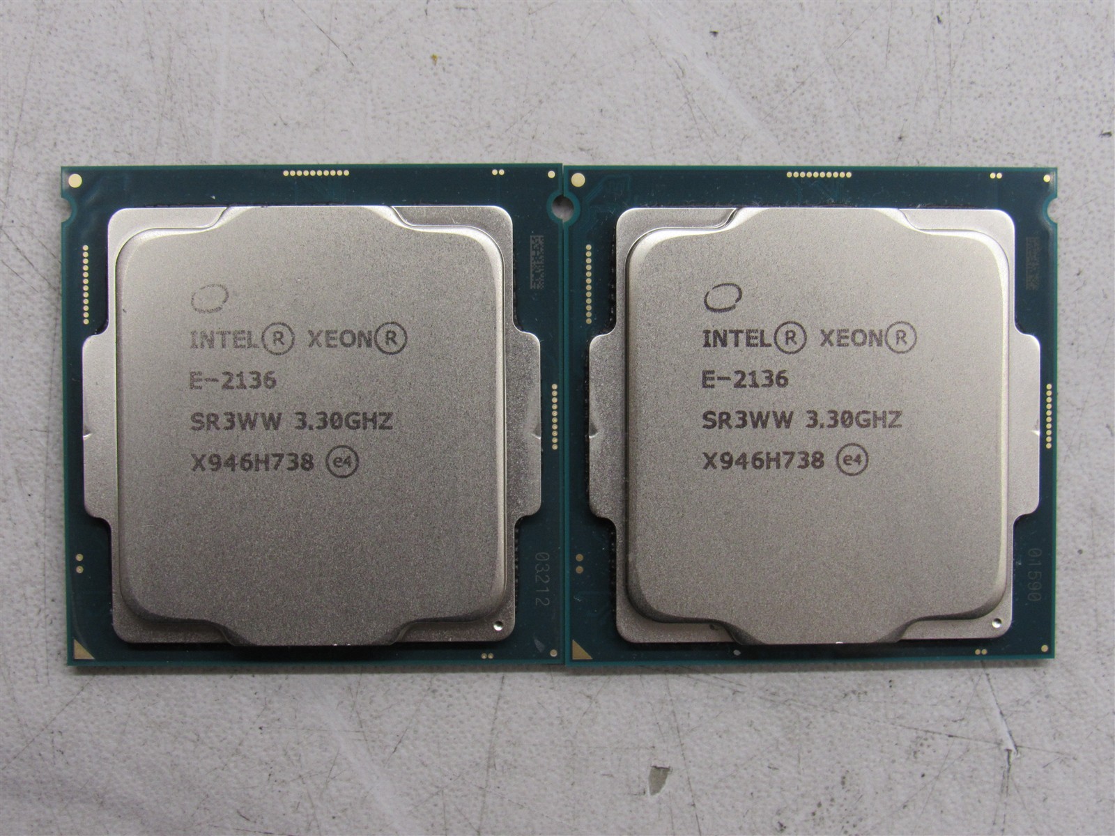 2 LOT - Intel Xeon E-2136 LGA1151 CPU processor SR3WW 3.3GHz 6 core 12MB 80W