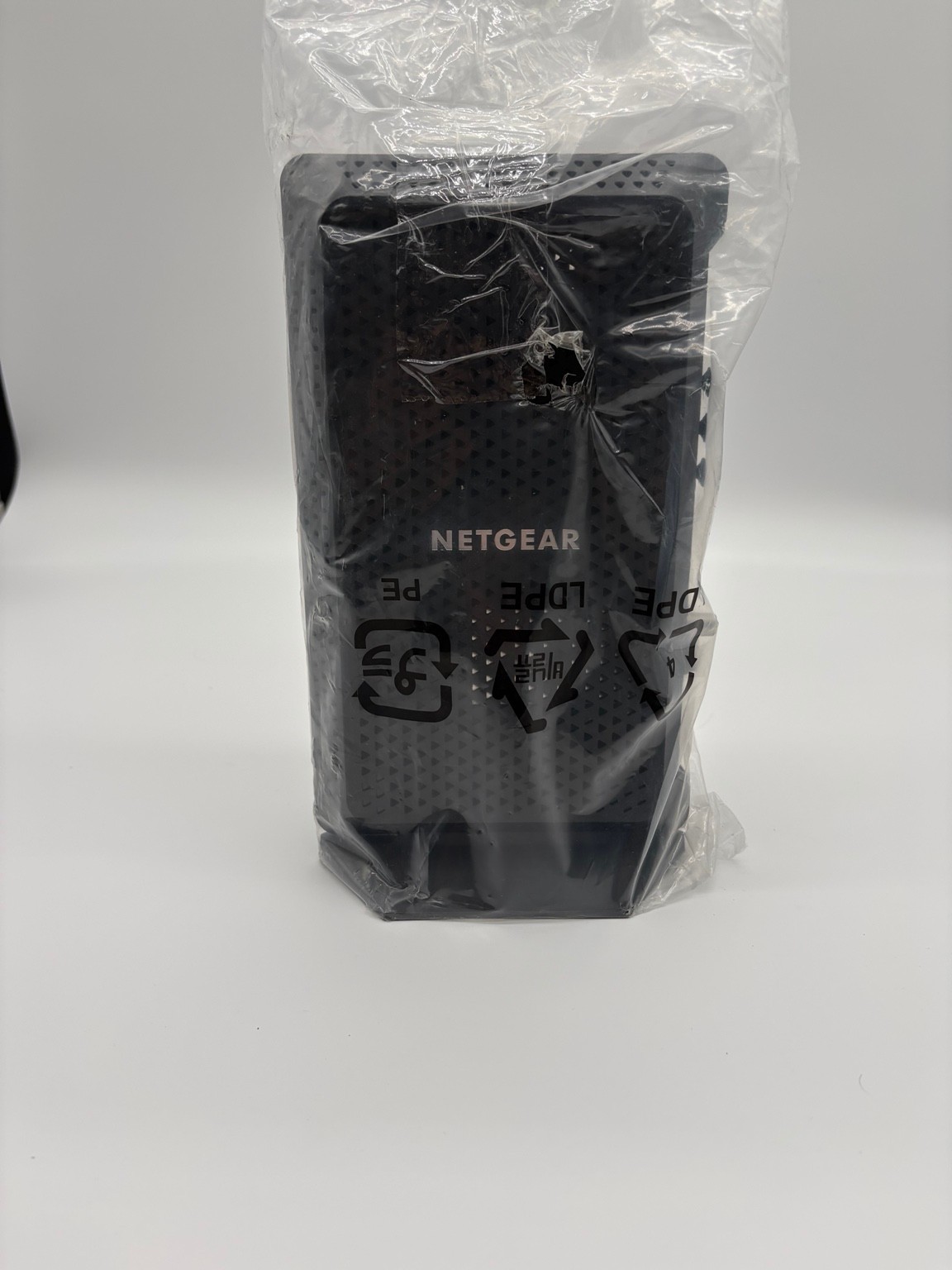 NETGEAR Nighthawk CM1200 DOCSIS 3.1 Cable Modem Gigabit Ethernet Black