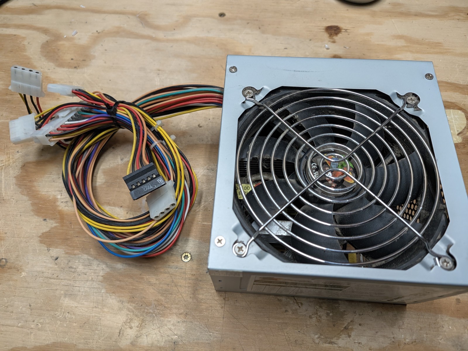 LOGISYS PS550E12 550w PC Power Supply